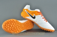 Giày bóng đá Nike Teimpo trắng cam 2016