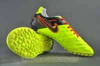 Giày bóng đá Nike Teimpo Dạ quang 2016