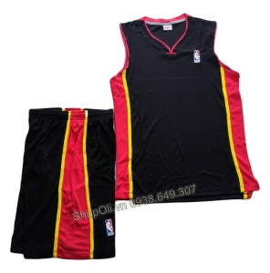 Quần áo bóng rổ đen đỏ vải mè