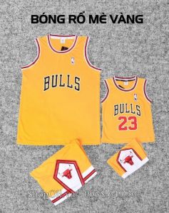 Quần áo bóng rổ BULLS vàng - combo người lớn trẻ em