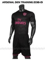 Quần áo đá bóng clb Arsenal đen training  2017 - 2018 (Liên hệ)