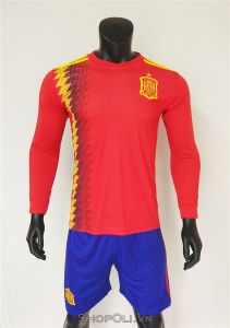 Quần áo đá banh World Cup 2018 đổi tuyển Tây Ban Nha đỏ sân nhà tay dài