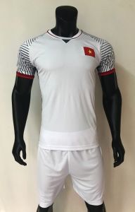 Quần áo bóng đá tuyển Việt Nam 2018 sân khách màu trắng