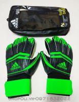 Găng tay thủ môn đá banh Adidas đen lá 2018 mới