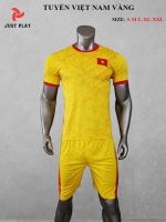 Áo đá bóng tuyển Việt Nam vàng mới 2020