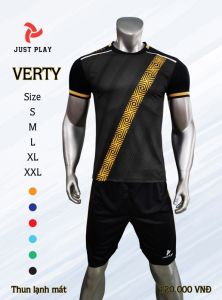 Đồ bóng đá không logo Verty JP đen mới 2020