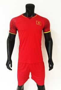 Quần áo bóng đá đội tuyển Việt Nam 2018 sân nhà màu đỏ
